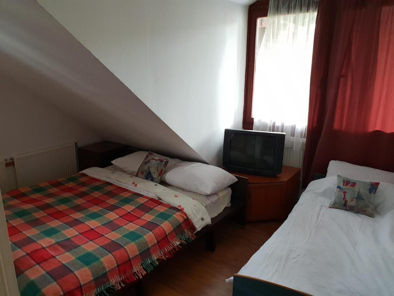 Hostel Gonzo Sarajevo Exterior photo